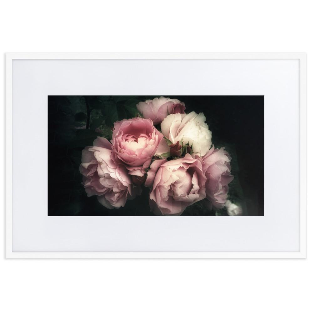 Bouquet Of Peonies Strauß Pfingstrosen - Poster im Rahmen mit Passepartout artlia Weiß / 61×91 cm artlia