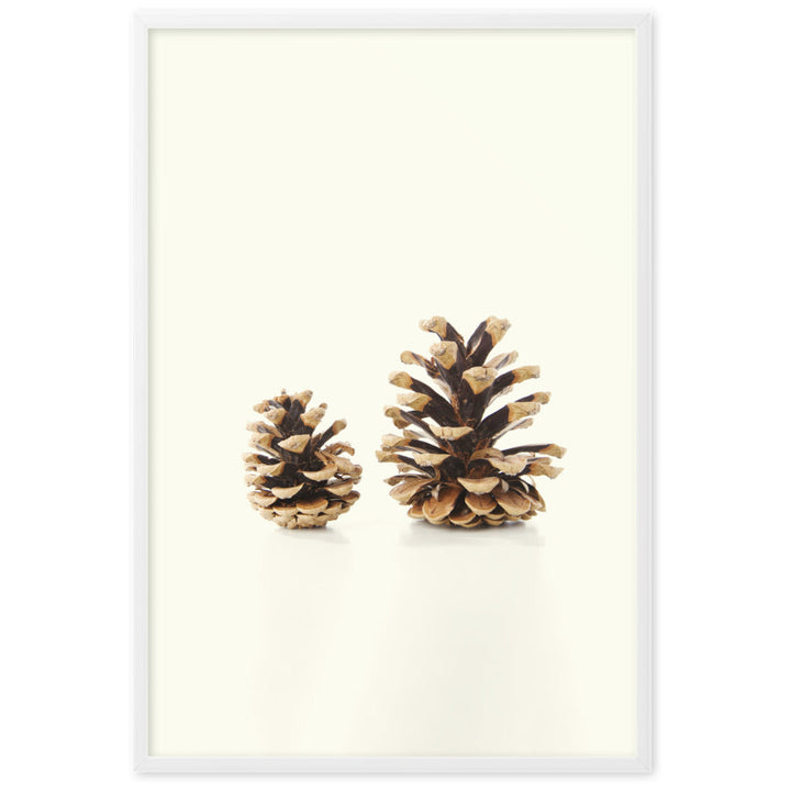 Pine Cone - Poster im Rahmen Kuratoren von artlia Weiß / 61×91 cm artlia